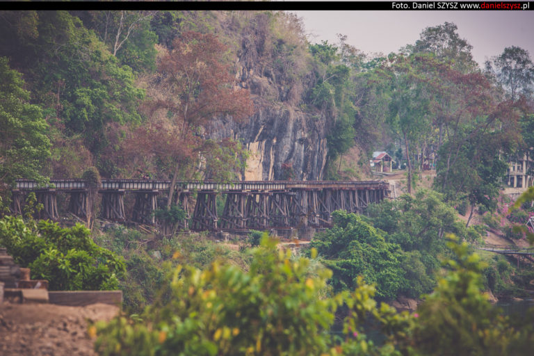 Tham Krasae – Lokalny pociąg – fragment historycznej linii kolejowej