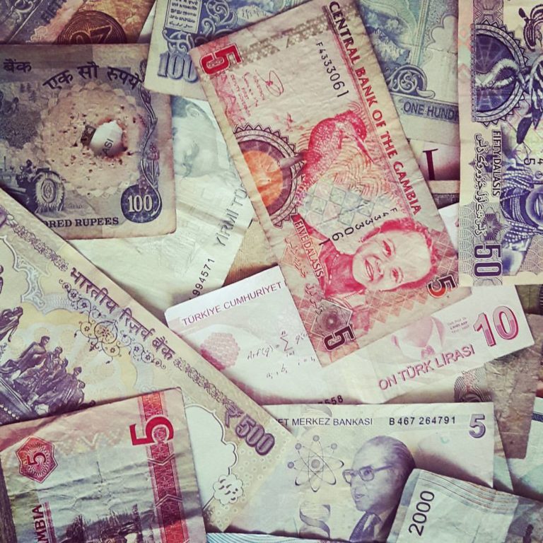 Pieniądze – banknoty – z naszych podróży
